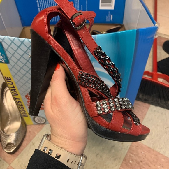 Not Rated black & red heels - Picture 2 of 4